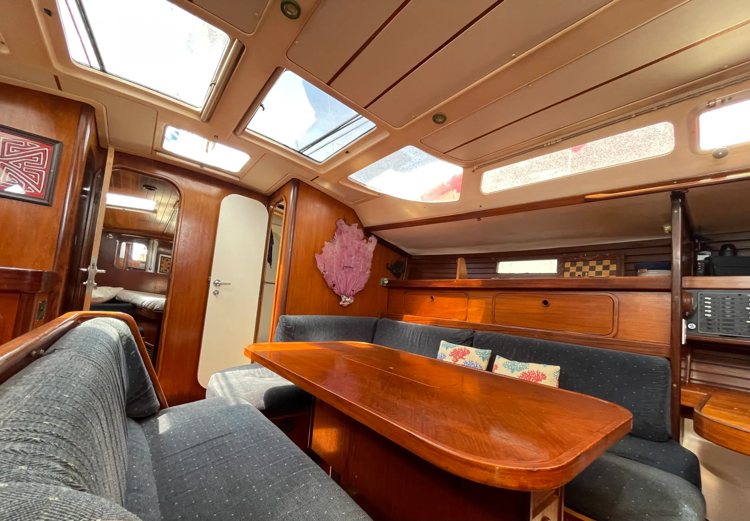sailboat-sanblas-inner-yatch-cozy-room